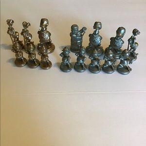 *Rare* Disney chess pieces